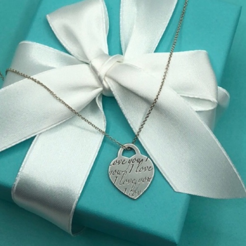 ❤️ Tiffany & Co. Notes I Love You Heart